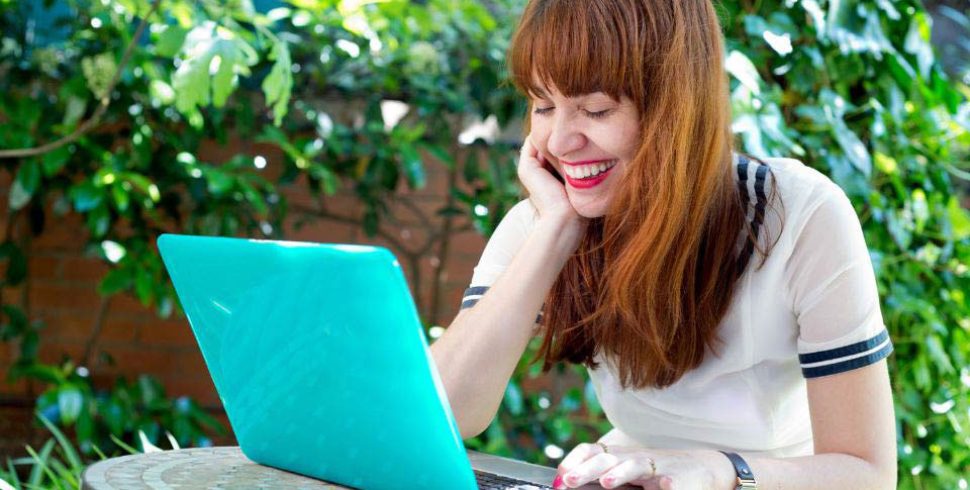 Student using notebookLM and Polar notes AI the best AI note taker for students and teachers